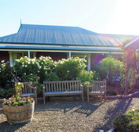 Bed  Breakfast at Tiffany's - Gold Coast 4U