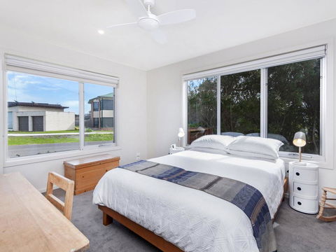 Bees Dacha - Gold Coast 4U 3