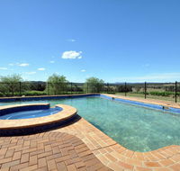 Beggars Bridge Vineyard Homestead w/ pool  wifi  tennis  vineyard - Accommodation Gold Coast