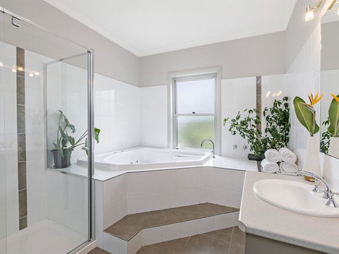 BEL MIREN - ESSINGTON - Accommodation Gold Coast 2