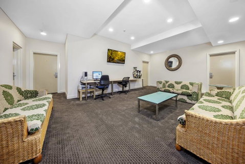 Belconnen Way Hotel & Serviced Apartments - Accommodation Gold Coast 1