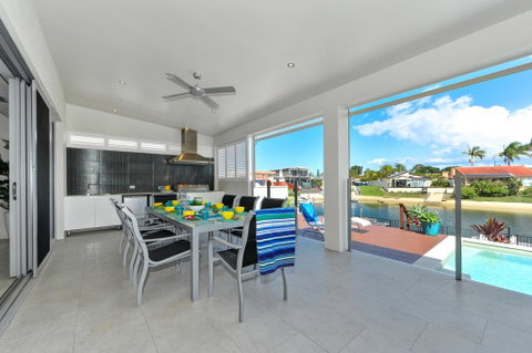 Belle Of Broadbeach - Accommodation Gold Coast 2