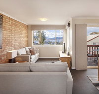 Beloka 9 - Overlooking Lake Jindabyne - Accommodation Gold Coast
