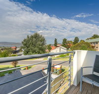 Beloka Close - Modern spacious and pet friendly accommodation - Accommodation Gold Coast