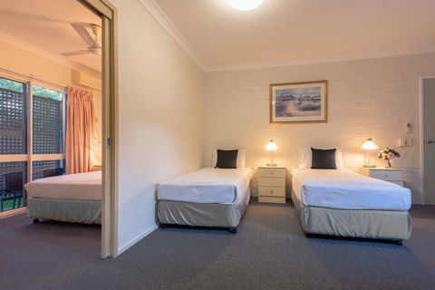 Benson Court Motel - Gold Coast 4U 2