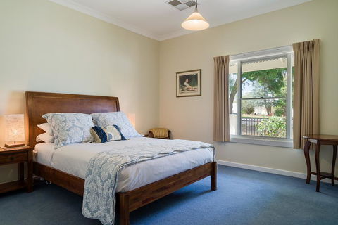 Berkeley Street Townhouse - Gold Coast 4U 2
