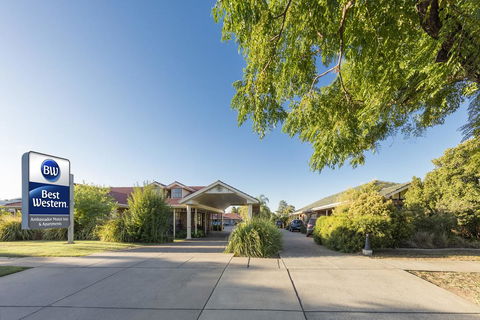 Best Western Ambassador Motor Inn & Apartments - Accommodation Gold Coast 1
