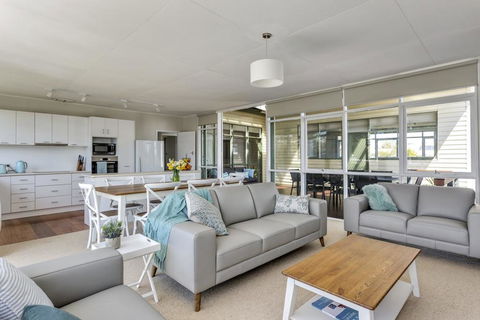 BETHANY BAY - MOUNT MARTHA - Accommodation Gold Coast 0