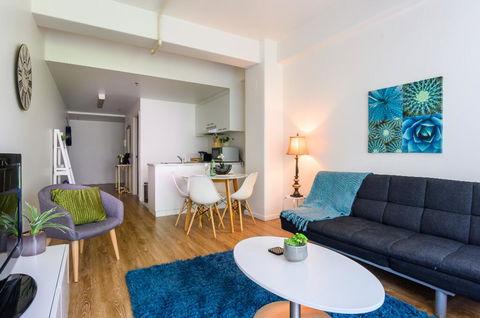 BHB CBD Dream, FreeWine, FreeNetflix, FreeWifi, Views - Accommodation Gold Coast 0