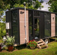 Big Tiny Paz Seven Hills Tiny House Tallarook - Gold Coast 4U