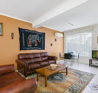 Black Dolphin Waterfront Apartment - Accommodation Gold Coast