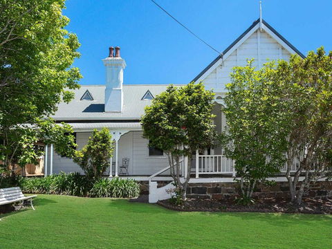Blake House - Iconic Coastal Homestead - Accommodation Gold Coast 0