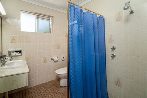 Blue Diamond Motor Inn - Gold Coast 4U 1