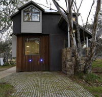 Blue Ice - Accommodation Gold Coast