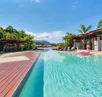 Blue Lagoon Lakeside Apartment - Accommodation Gold Coast