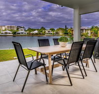 Blue Lagoon Villa B - Accommodation Gold Coast