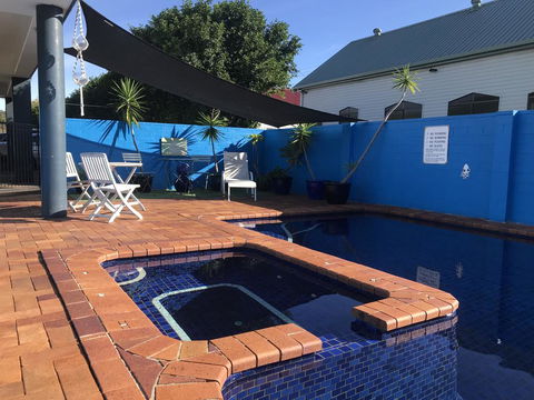 Blue Pelican Motel - Gold Coast 4U 2