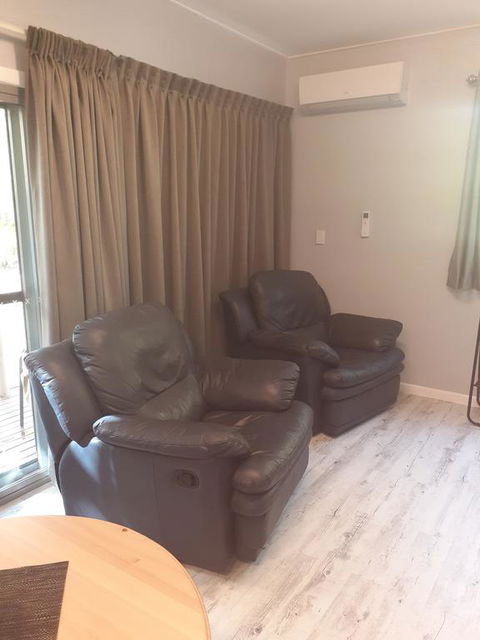 Bluegrass BnB - Gold Coast 4U 1