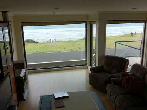 Boathouse Holiday House - Gold Coast 4U 2