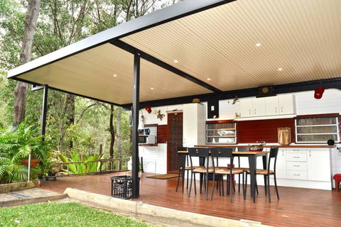 BoBRENE On Tamborine Nude Retreat - Cosy Chalet - 1 Gold Coast 1