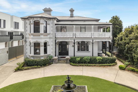 The Mansion - Gold Coast 4U 0
