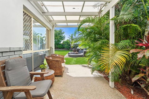 The Meadows - A Homestead-style Family Delight - Accommodation Gold Coast 3