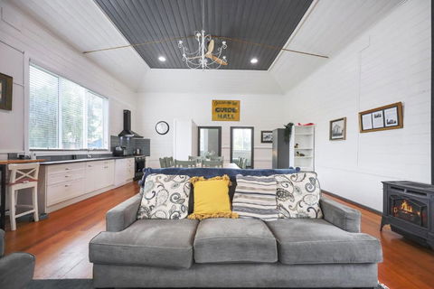 The Old Guide Hall - Accommodation Gold Coast 1