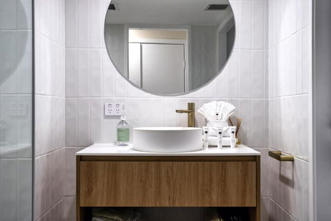 The Palm Beach Getaway - Accommodation Gold Coast 1