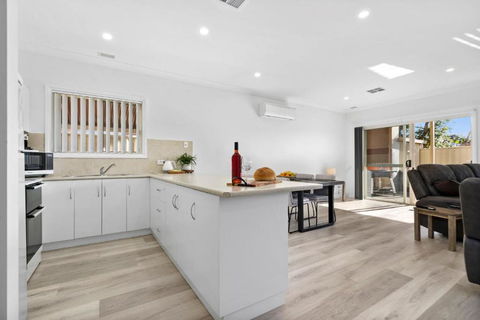 The Shamrock House A - Accommodation Gold Coast 0