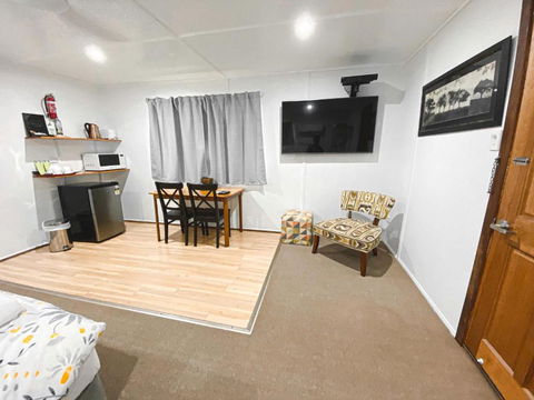 Warrego Hotel Motel Cunnamulla - Gold Coast 4U 3