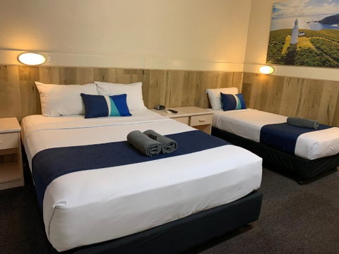 Wattle Tree Motel - Accommodation Gold Coast 2