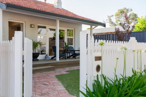 Guildford Cottage By Swan Bnb Management - Accommodation Gold Coast 0