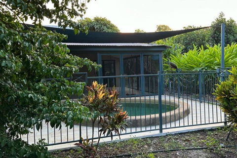 Howard Springs Tropical Getaway - Gold Coast 4U 0