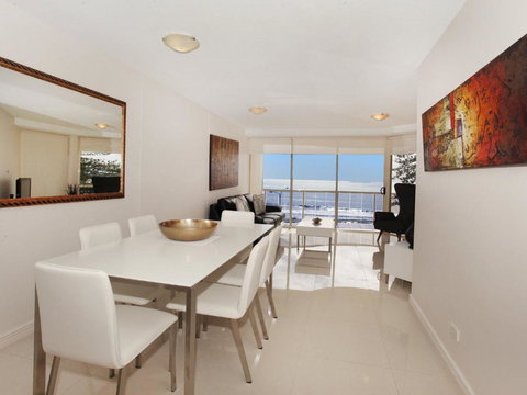 Zanzibar 404, Sensational 2 Bedroom Oceanview Apartment - Accommodation Gold Coast 3