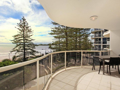 Zanzibar 404, Sensational 2 Bedroom Oceanview Apartment - Accommodation Gold Coast 2