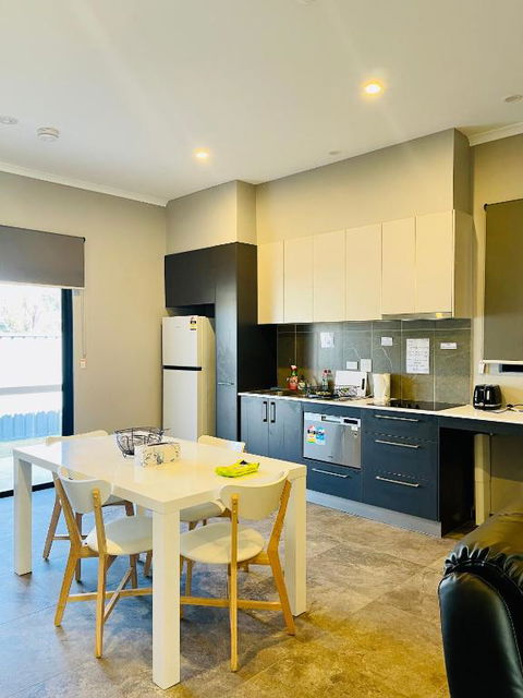 Berrimah Cozy Retreat - Accommodation Gold Coast 1