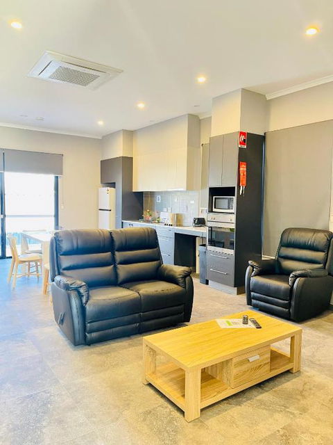 Berrimah Cozy Retreat - Accommodation Gold Coast 4