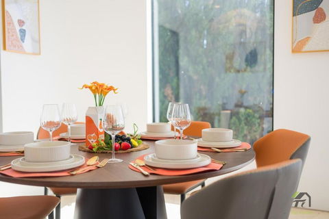 Whispering Pines With 4 Bedroom In Vaucluse - Accommodation Gold Coast 1