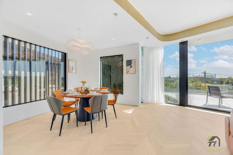 Whispering Pines With 4 Bedroom In Vaucluse - Accommodation Gold Coast 3