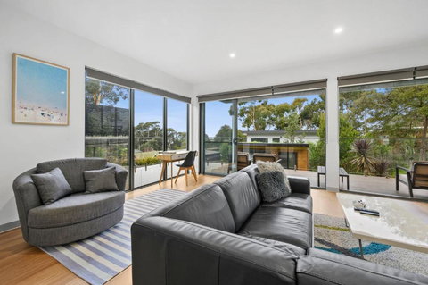 Zahra Lodge - Accommodation Gold Coast 2