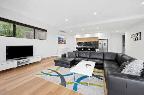 Zahra Lodge - Accommodation Gold Coast 1