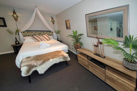 ZANZIBAR FANTASTIC 1 Bedroom APARTMENT - Accommodation Gold Coast 0