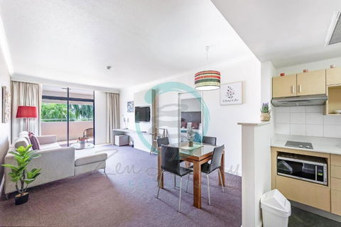 ZEN AT THE ESPLANADE - Spectacular Sunset Retreat - Accommodation Gold Coast 2