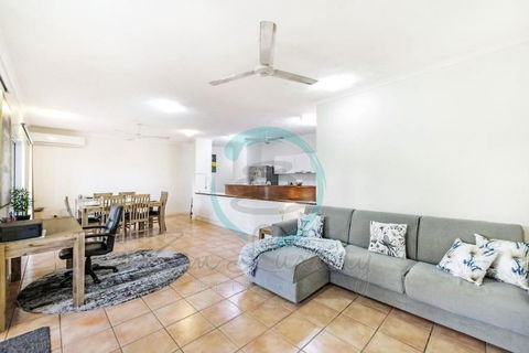ZEN FORESHORE Cozy 2-BR, 2-BA Holiday Home + Pool - Accommodation Gold Coast 0