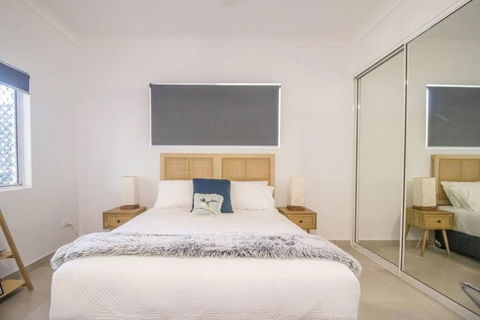 ZEN GARDEN - COZY 2-BR + Modern Design W/ Aircon - Accommodation Gold Coast 1
