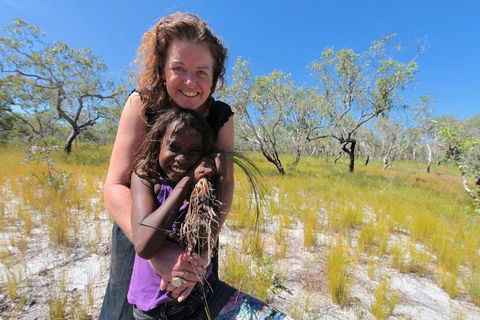 Gay-Wu Woman's 5 Day Yolngu Homeland Tour - 1 Gold Coast 1