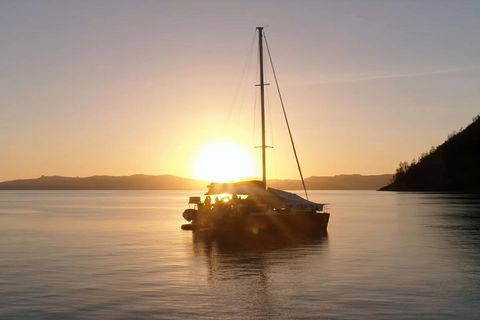 2-Night Whitsunday Islands All-Inclusive Sailing Tour From Airlie Beach - Accommodation Gold Coast 0