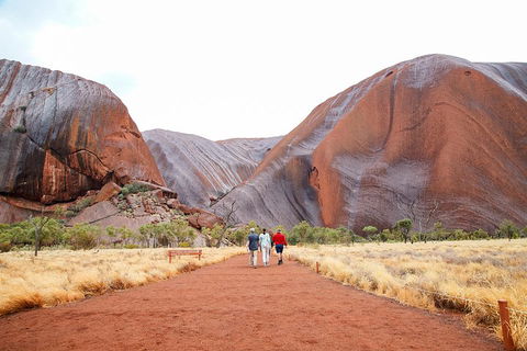 2-Day Uluru (Ayers Rock) And Kata Tjuta Trip From Alice Springs - Accommodation Gold Coast 1