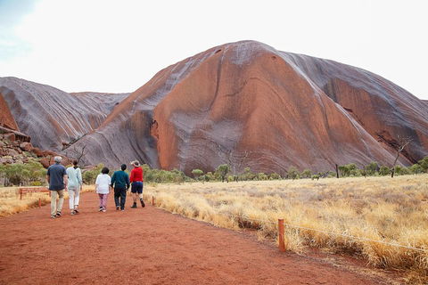 Ayers Rock Combo: Uluru Base And Sunset Plus Uluru Sunrise And Kata Tjuta With An Optional BBQ Dinner Or Kings Canyon Day Trip - Accommodation Gold Coast 3