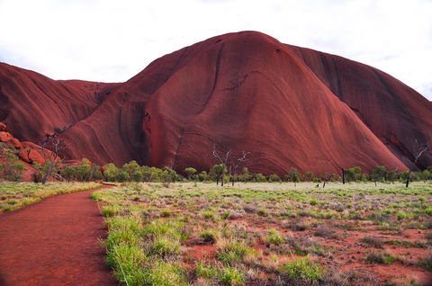 Ayers Rock Combo: Uluru Base And Sunset Plus Uluru Sunrise And Kata Tjuta With An Optional BBQ Dinner Or Kings Canyon Day Trip - Accommodation Gold Coast 5